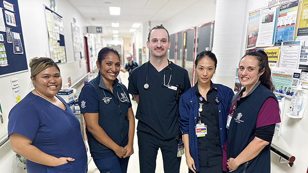 Resus team celebrates new life in ED | Metro South Health