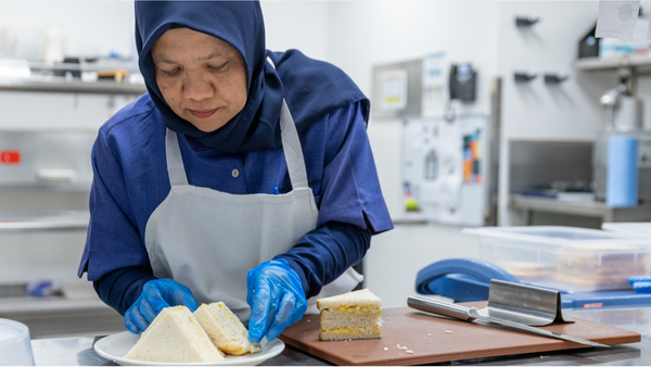 Halal food preparation video boosts confidence for Muslim patients ...